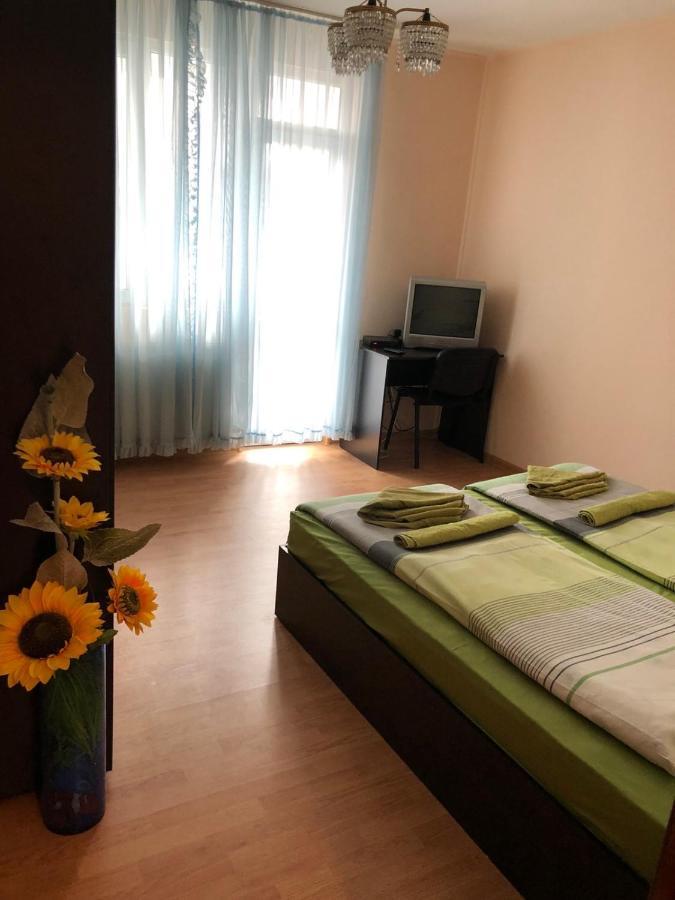Central House Blagoevgrad Ngoại thất bức ảnh